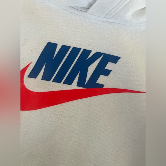 Boys Nike Hoodie - Picture 4 of 7